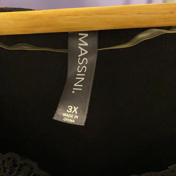 PLUS SIZE Massini floral blouse - Picture 2 of 5